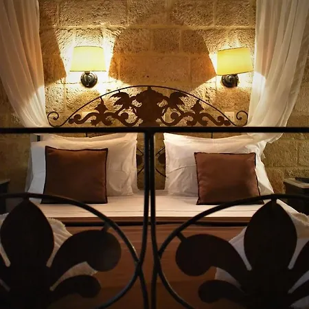 מלון S. Nikolis Historic Boutique